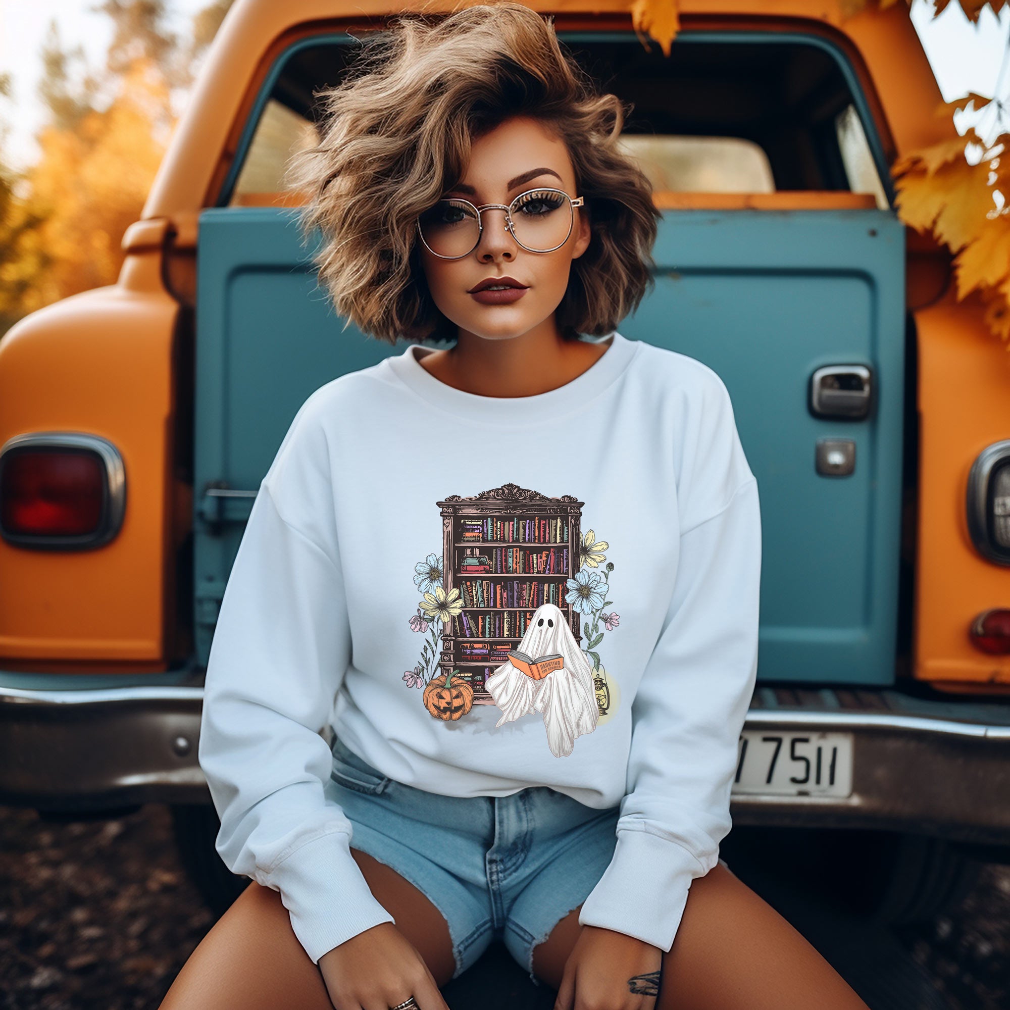 Haunting For Dummies: Ghost Reading A Book In A Haunted Library Vintage Illustrated Sweatshirt